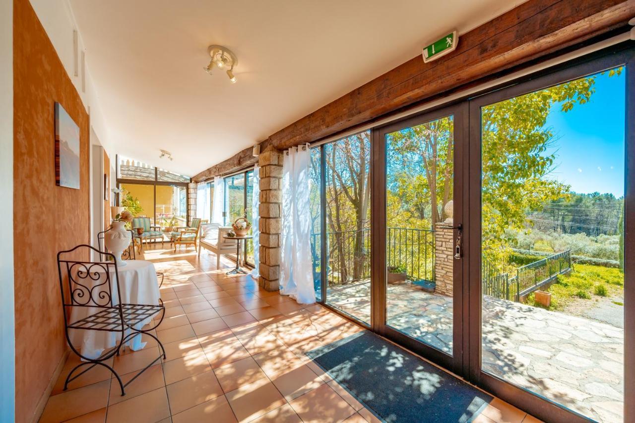 La Maison Du Rouge Gorge - Charmante Maison Climatisee Avec Piscine Pontevès Exterior foto